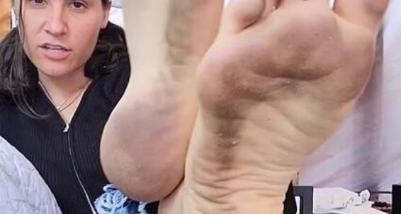 Goddess Nicole Aka Nicolesgoddesssoles Foot Fetish 01 18 2024 Onlyfans Video Show Me How Much U Like These Dirty Feet Foot Boy Show Me With Your Tongue