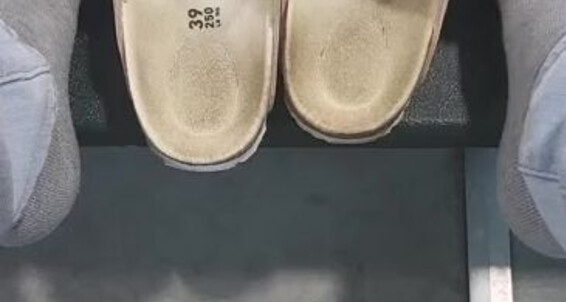 Goddess Nicole Aka Nicolesgoddesssoles Foot Fetish 10 06 2023 Onlyfans Video Just A Milf Teasing In The Bleachers P638