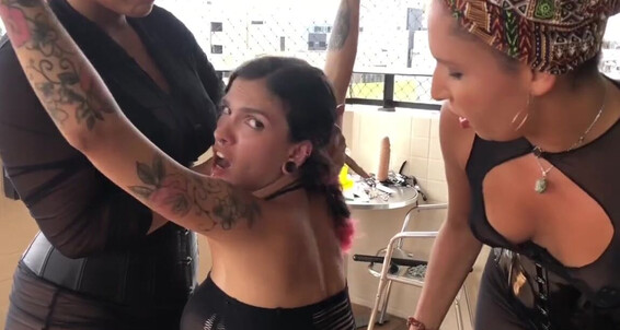 Mistress V Black Nicknamed Mistressvblack Onlyfans Do You Want To See This Full Video Give It A Like When I Reach 40 Likes I Will Post Qweengoddess8